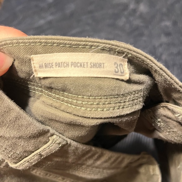 Rewash Hi-Rise Patch Pocket Shorts - Picture 4 of 4